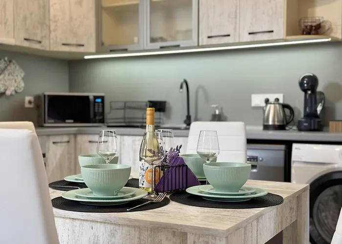 Artistic For 4 Guests In Appartement *